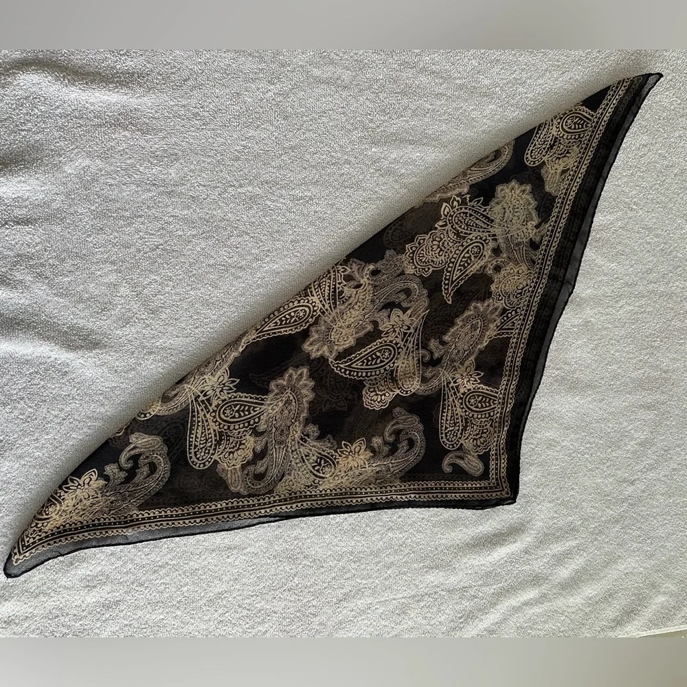 Scarf Paisley Floral Lightweight Black Cream 19” X 19”